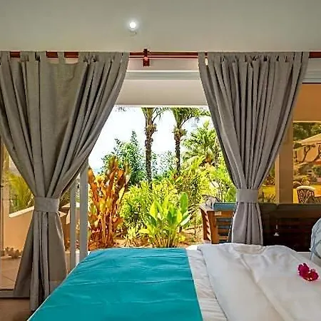 Au Cap Self Catering Guest House