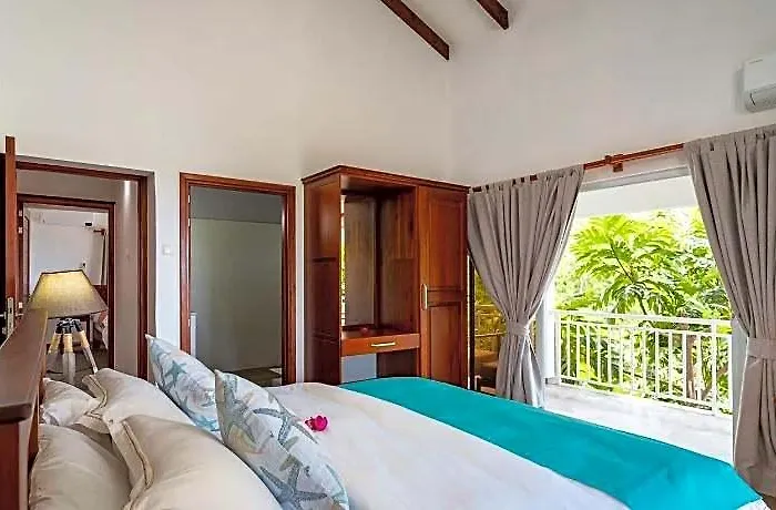 Au Cap Self Catering 2*