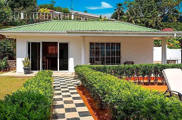 Au Cap Self Catering Hotell 2*